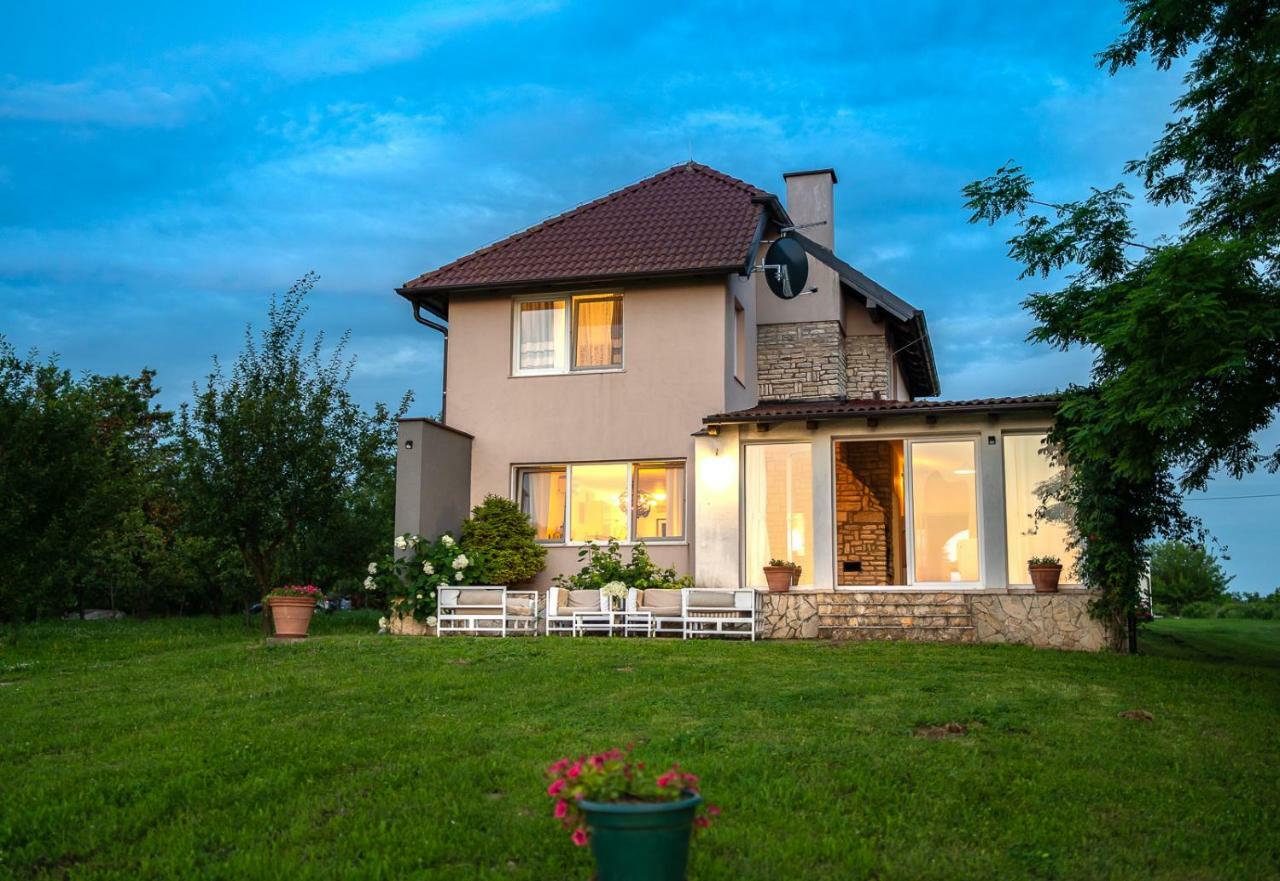 Danubio Residence Almás Kültér fotó